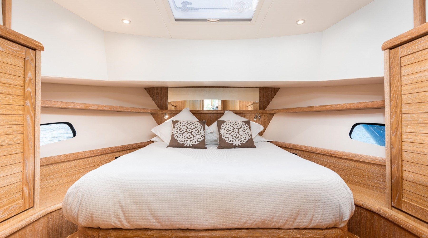 menorquin_42_fb_foto_catalogo_sasga_yachts_menorquin_42_fb_13_camarote_principal_standard.jpg