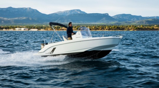 flyer_6_spacedeck_foto_catalogo_beneteau_flyer_6_spacedeck_02_fun.JPG