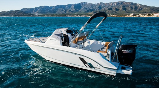 flyer_6_sundeck_foto_catalogo_beneteau_flyer_6_sundeck_05_fondear_1.JPG