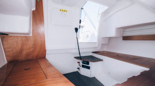 flyer_6_sundeck_foto_catalogo_beneteau_flyer_6_sundeck_15_cabina_1.JPG