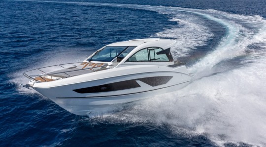 gran_turismo_32_foto_catalogo_beneteau_gran_turismo_32_ib_00_navegar.JPG