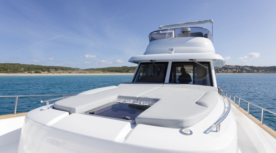menorquin_42_fb_foto_catalogo_sasga_yachts_menorquin_42_fb_03_exterior_proa.jpg