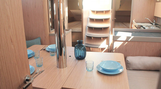 10oc41_interior2.jpg