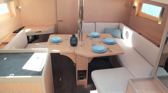 8oc41_interior1.jpg
